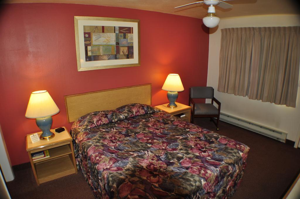Motel Uptown 2*